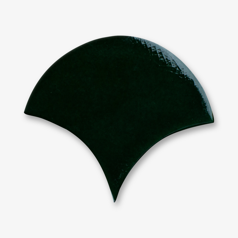 Moorish Emerald Green Ceramic Scallop